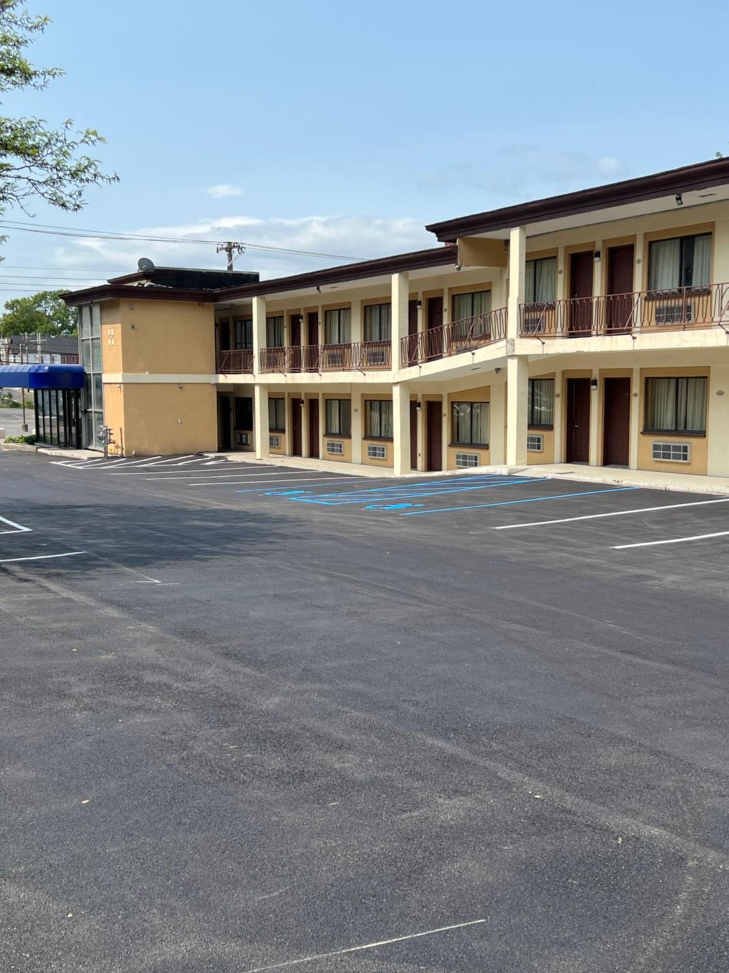Executive Inn Schenectady Downtown Extérieur photo