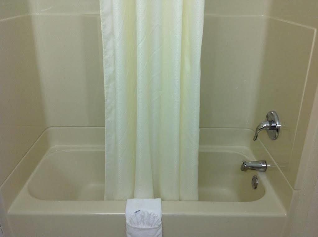 Executive Inn Schenectady Downtown Extérieur photo